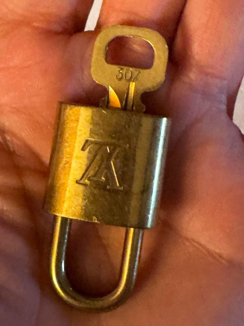 Louis Vuitton Padlock key set for Alma, Speedy and keepall - Picture 3 of 7